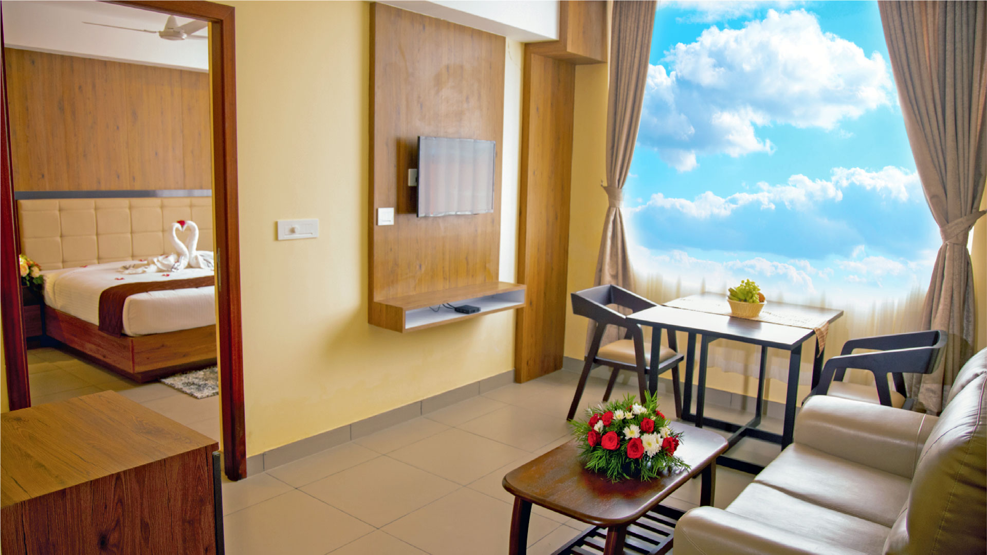 Experience Luxury & Comfort - Hotel Harisree